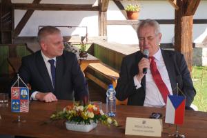 Tisková konference na závěr prezidentovy návštěvy v kraji
